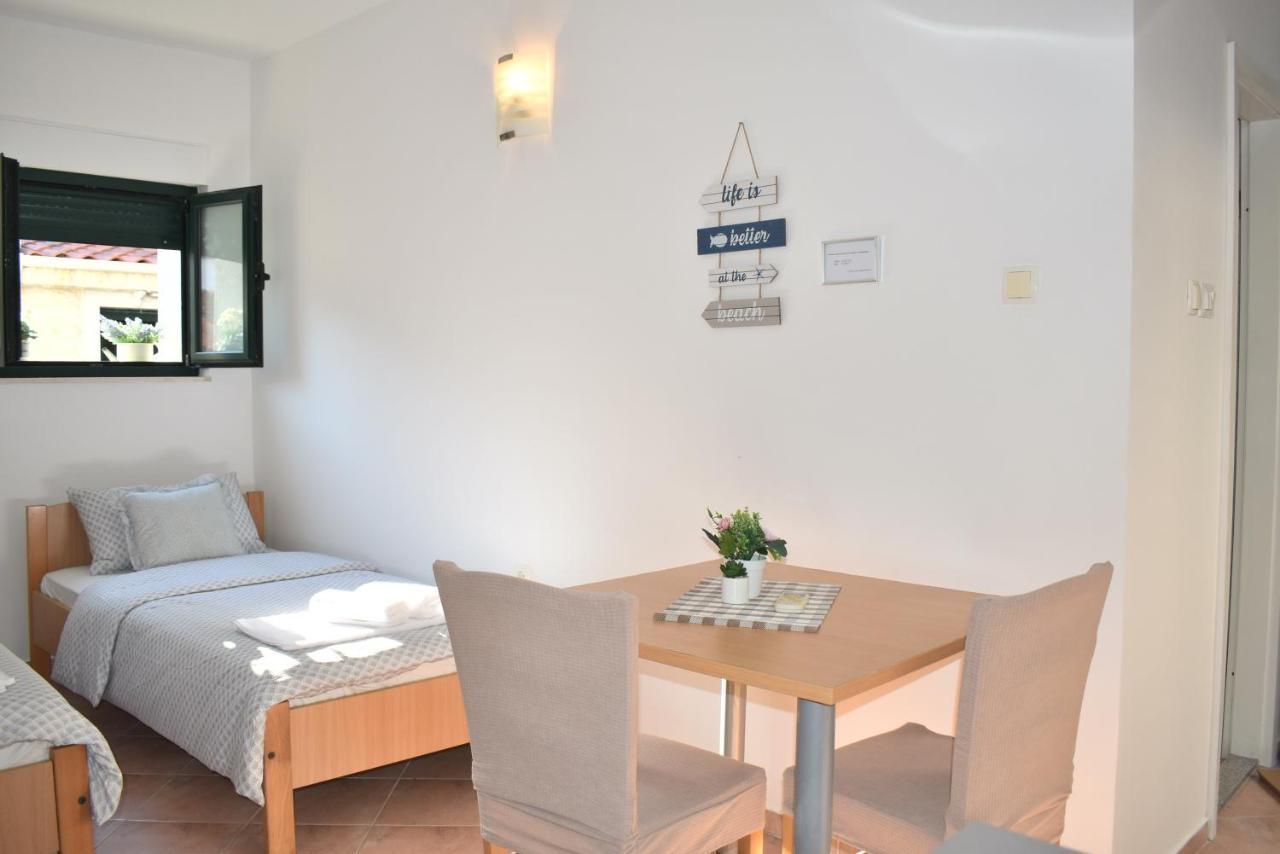 Twin Love Apartment Split Eksteriør bilde
